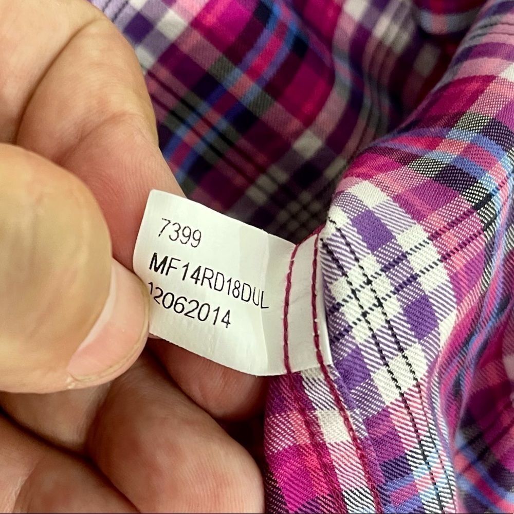 Peter Millar Pink Plaid Long Sleeve Shirt. Large - Picture 6 of 8